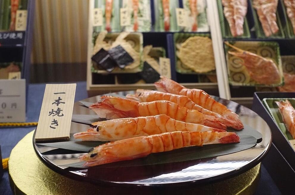 购物达人教你日本新宿最好逛的商场购物省钱*法大**看到就是赚到