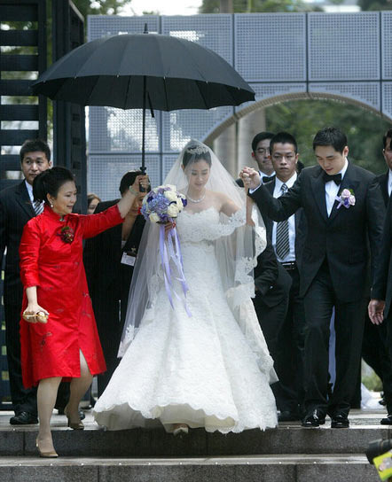 结婚怀孕该怎么计划,意外怀孕的结婚准备流程