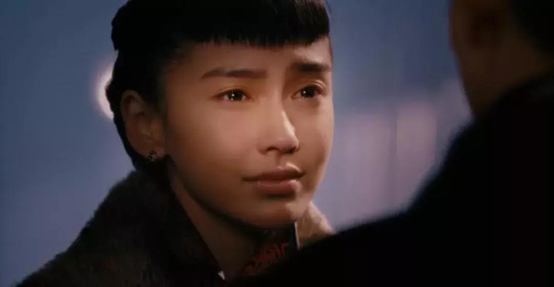 经常戴美瞳的女明星,被美瞳毁掉