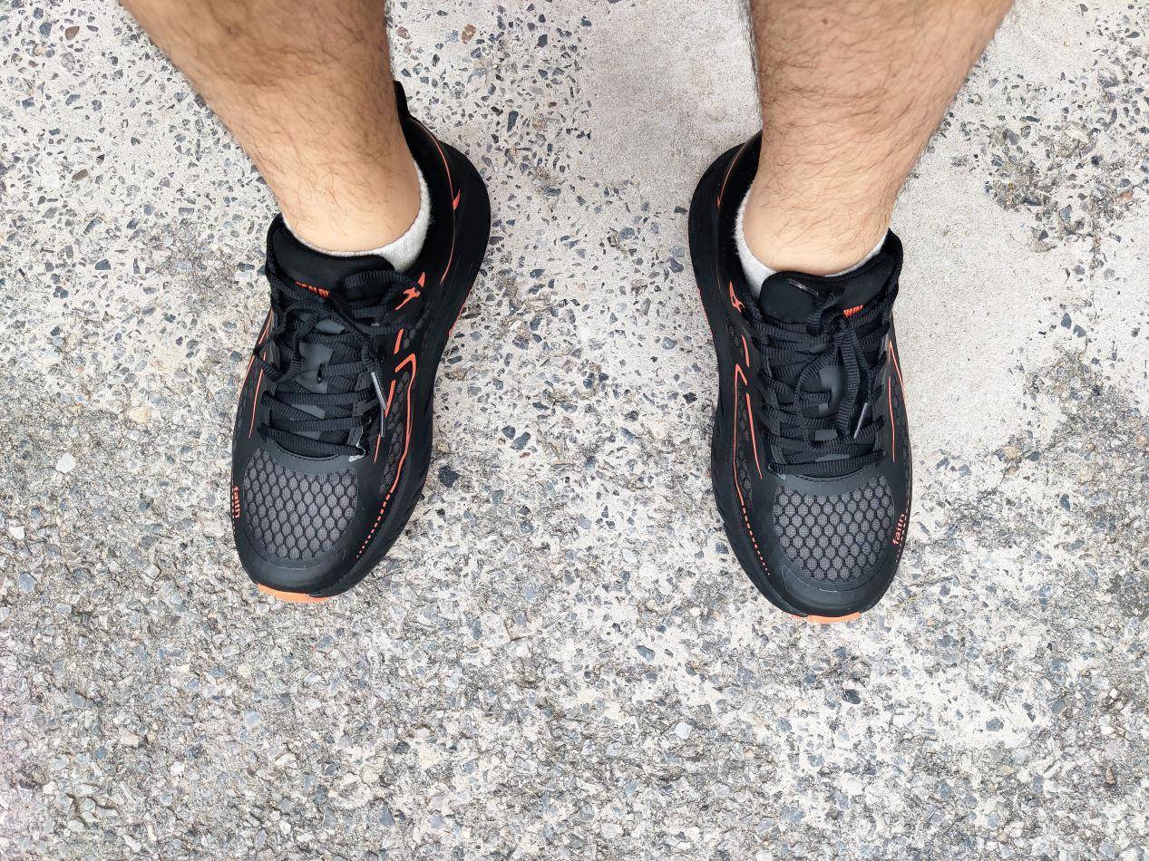 vibram防滑跑鞋徒步,vibram大底耐磨测试