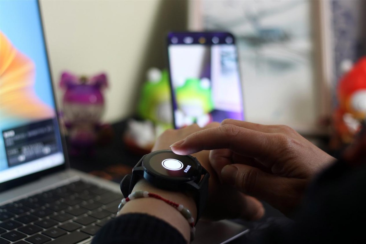 红魔新手表,红魔最新手表