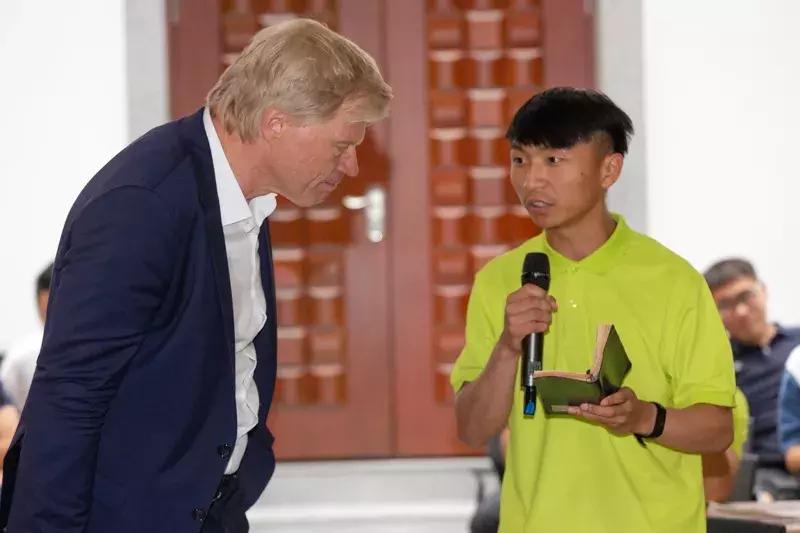 德国卡恩门将,德国门将卡恩英文名