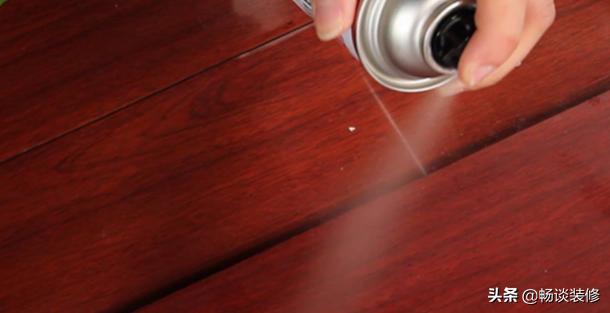 木地板划痕修复最新方法,木地板有划痕教你一招轻松修复
