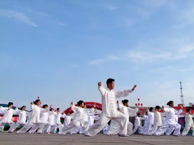 每天坚持练太极1小时,坚持练太极