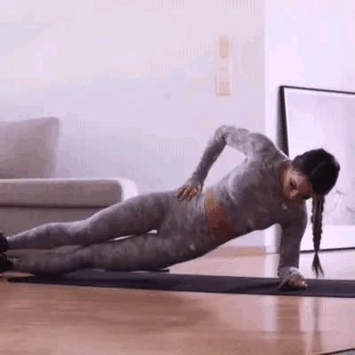 周杰伦晒老公照片,周杰伦宠妻狂魔晒出妻子童颜照片