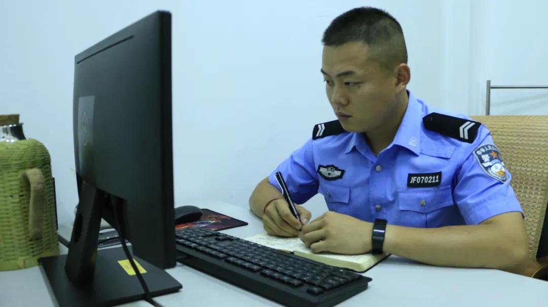 “攀”上更高峰——记全省“最美警务辅助人员”刘攀