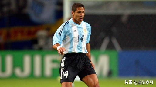 上阵父子兵足球,足球历史最佳阵容马尔蒂尼