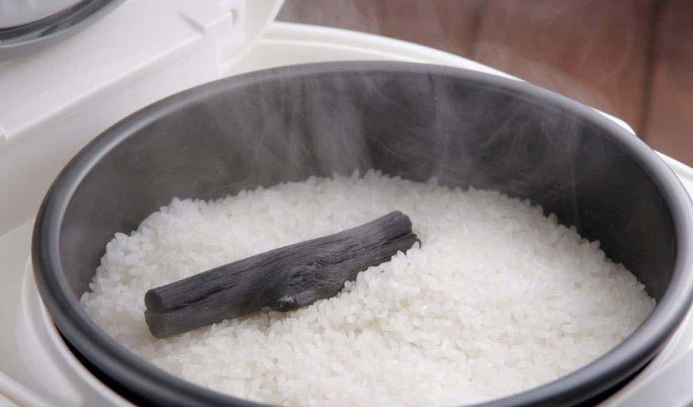 煮米饭糊了放什么减少糊味,米饭煮出来黏糊糊怎么补救