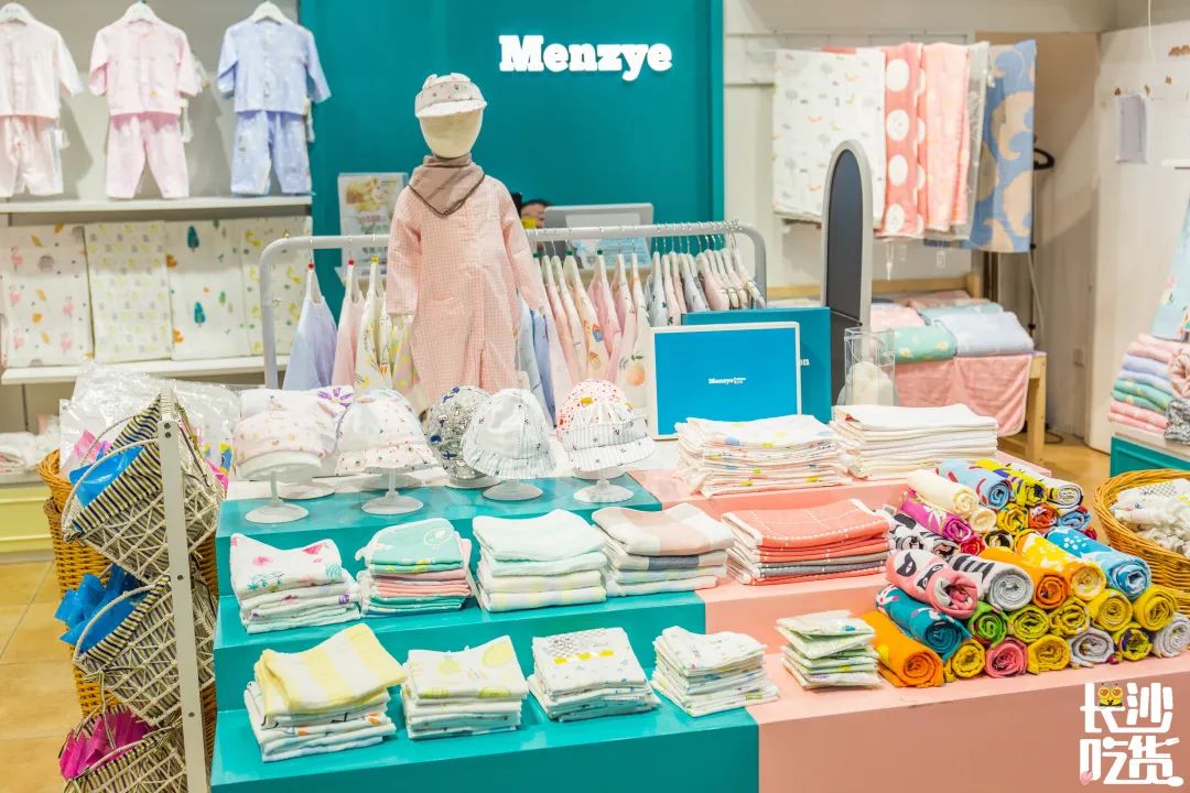 当代年轻人如何树立正确的消费观,当代年轻人的珠宝消费观