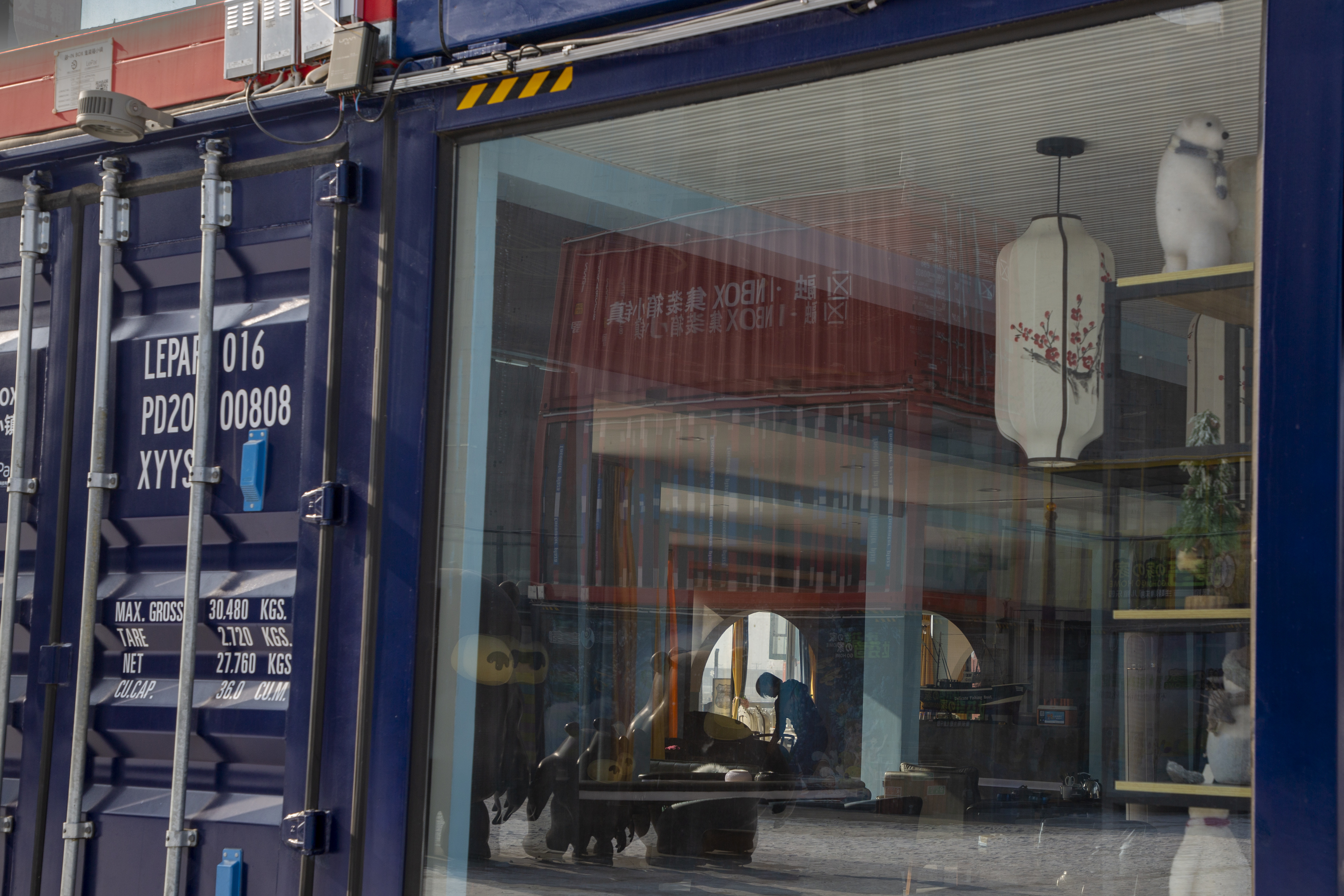 沈阳网红打卡地小火车,沈阳集装箱网红小镇花海