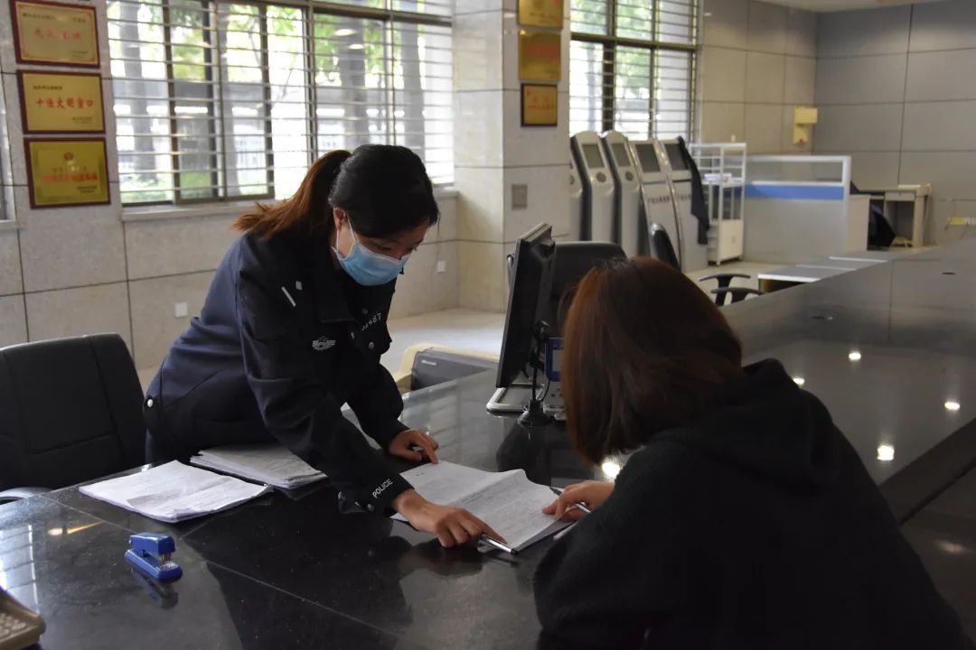出入境服务企业新举措,公安机关服务企业复工复产