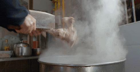 中国美食男人帮又出手了！这神作，能一口气看五集算我输