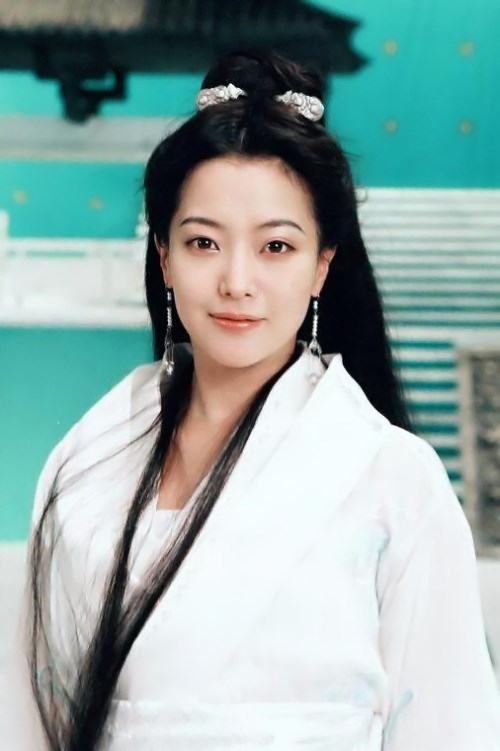 金喜善承认整容吗,因女儿丑被质疑整容的金喜善