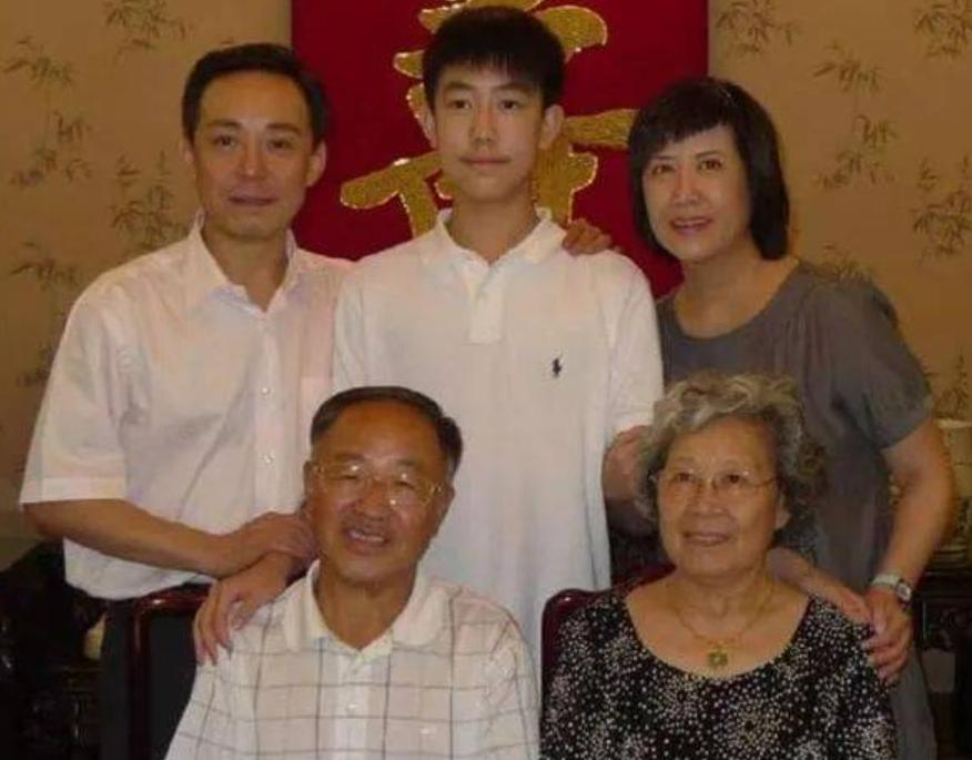 京剧艺人于魁智和谁是夫妻,京剧艺人于魁智现状