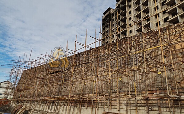 山体自钻式锚杆,自钻式锚杆边坡