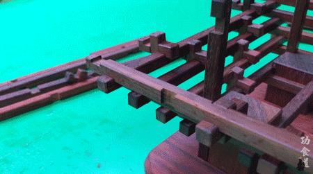 老木匠手艺人,老木匠原木工艺