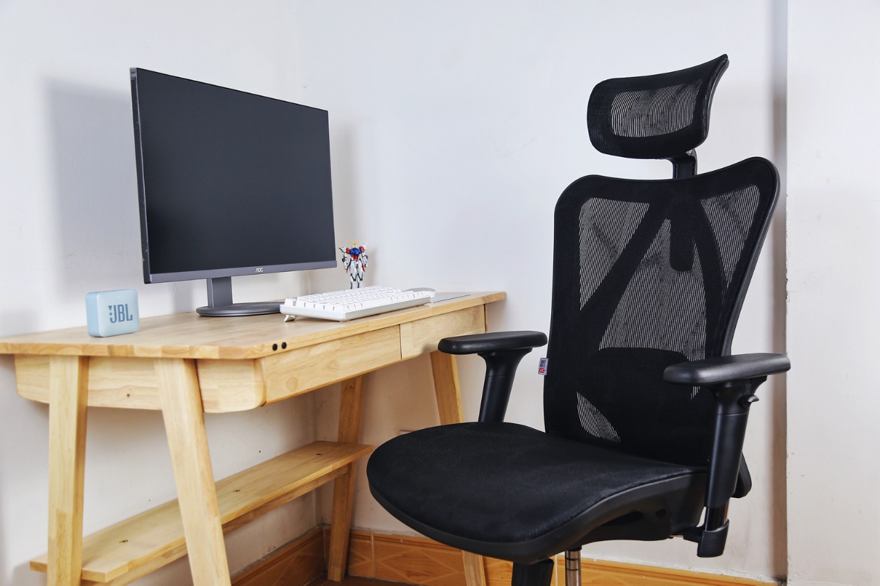 减轻办公生活中的腰颈负担，西昊M57人体工学电脑椅体验