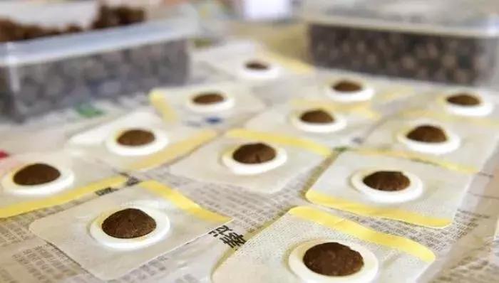 女儿差点被网购的药贴毁容