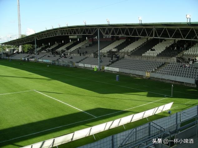 欧洲联赛小型球场有哪些,欧洲五大联赛顶级球场