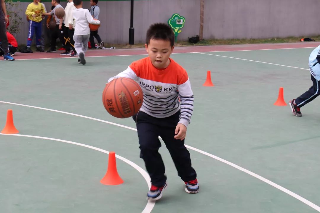 “社”彩斑斓花团锦簇---兴桂路小学社团课程剪影