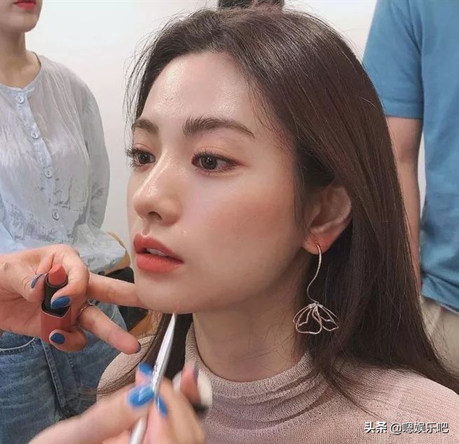 林允儿朴智妍韩国综艺,林允儿朴智妍对比