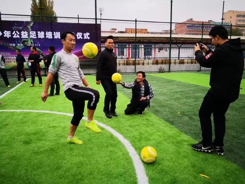 青少年足球训练营招生灵宝,灵宝青少年足球培训中心