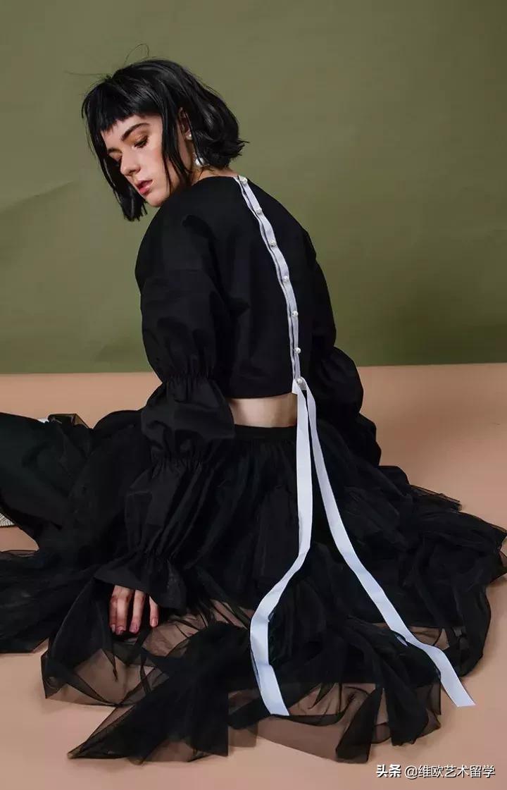 90后北服小姐俩联手创立了一个少女心爆棚的女装品牌