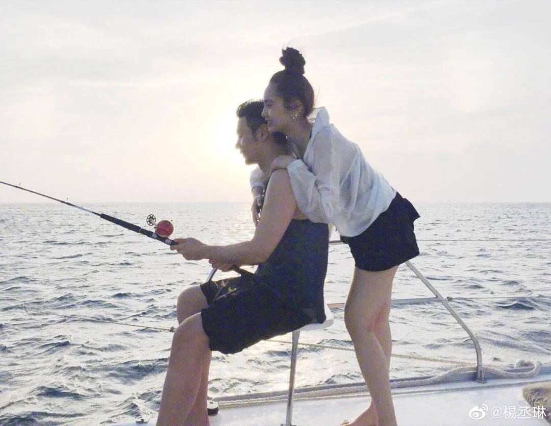 息影三年复出视频,林依晨回应清晨早起做饭服侍公婆