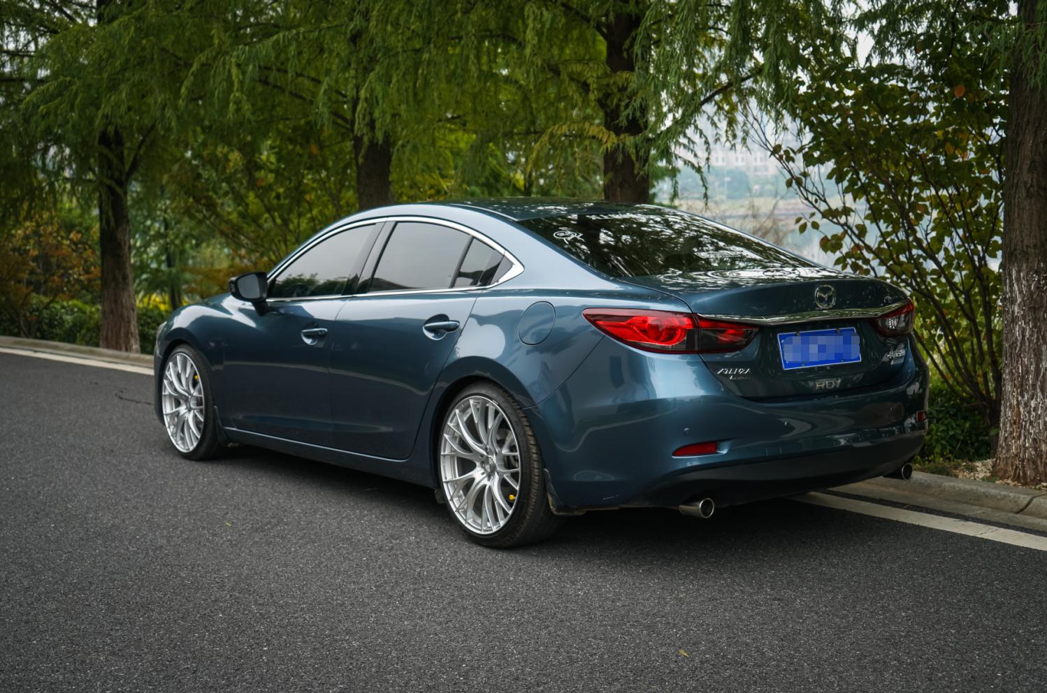 马自达阿特兹改装airbft气动避震,15年马自达阿特兹改装大包围