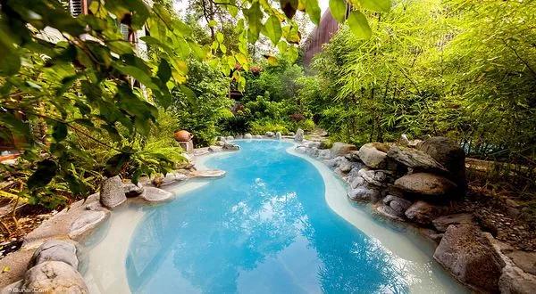 去云南哪里泡温泉最好,云南必去十大景区推荐