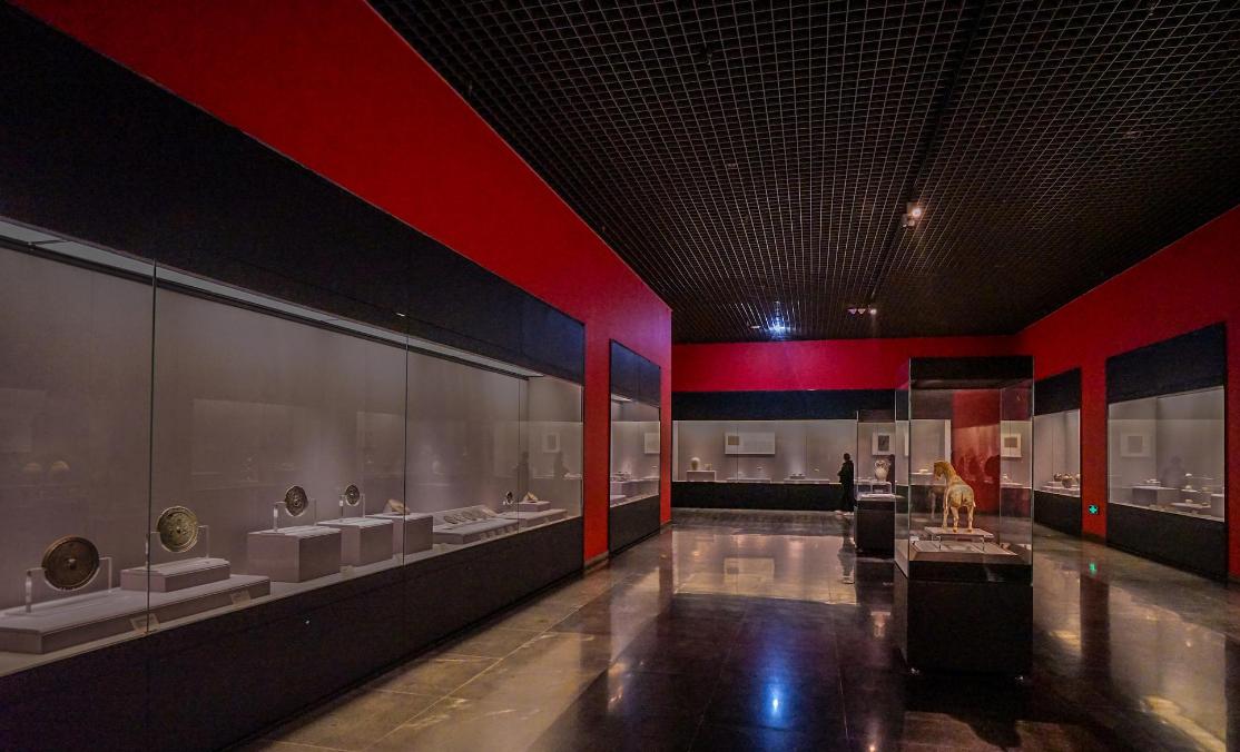 想了解华夏文明的源头，来洛阳博物馆吧