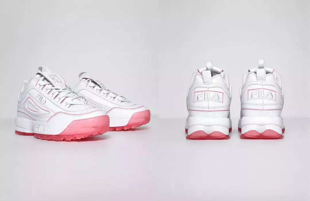 泫雅黑色运动鞋出场,16双秋天最想买的运动鞋