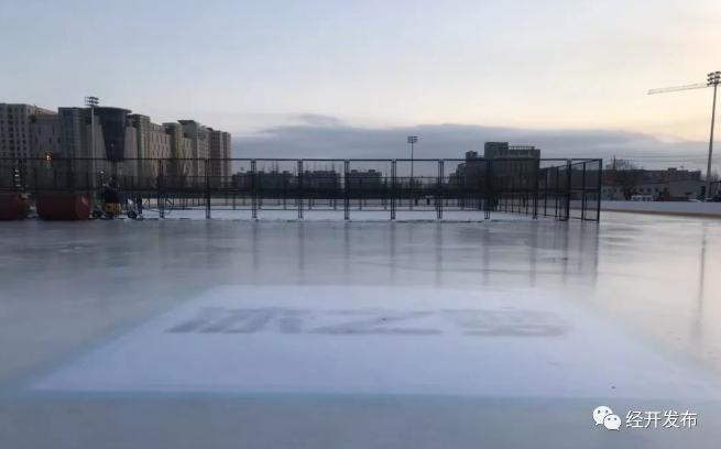 张家口建设桥滑冰场,河北24年新建滑冰馆