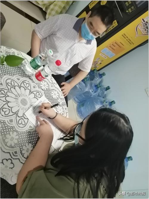 爱心救助双目失明小男孩,爱心助力医院