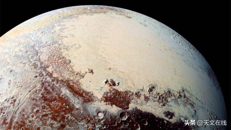冥王星冰冷外壳下藏着海洋,冥王星潜藏着地下海洋