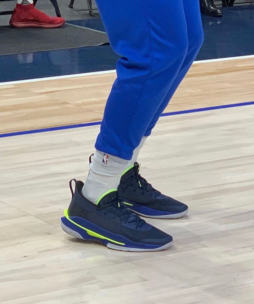 aj34nba球星上脚配色,aj34北卡球员