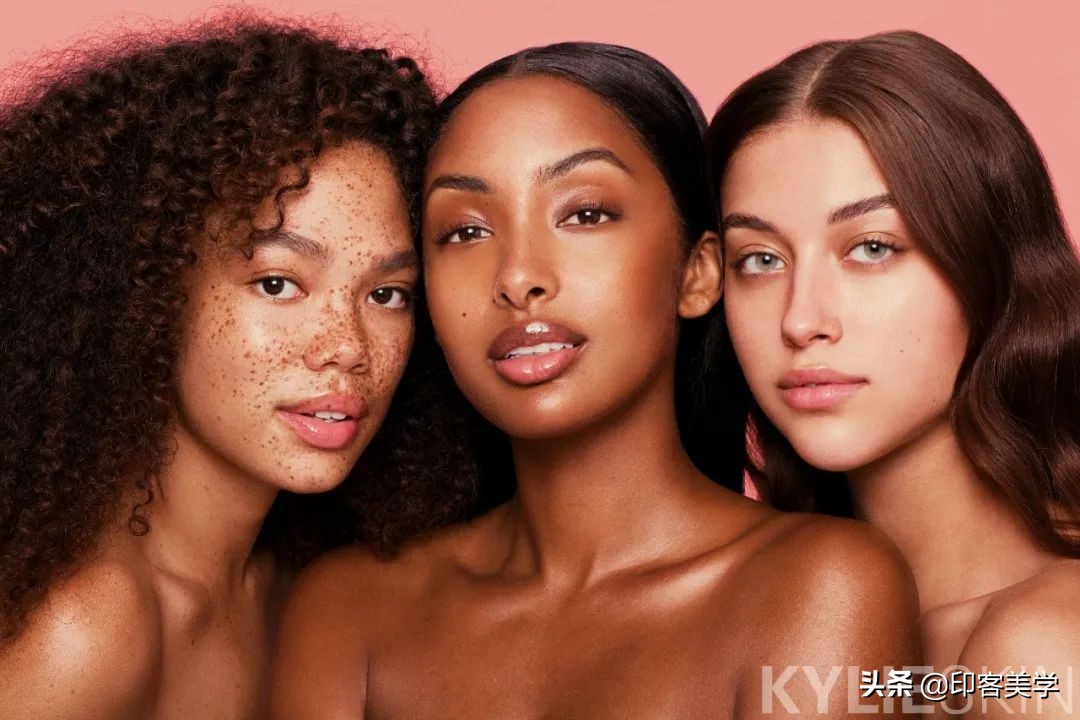 这届年轻人的中二感，正在重新定义时尚？