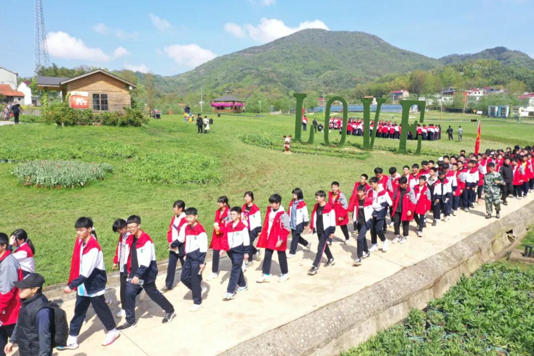 传承传统文化争当新时代好少年,继承革命传统争做新时代的好少年