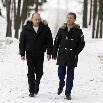 全球公认十大顶级羽绒服品牌排名,全球男士羽绒服品牌十大排名