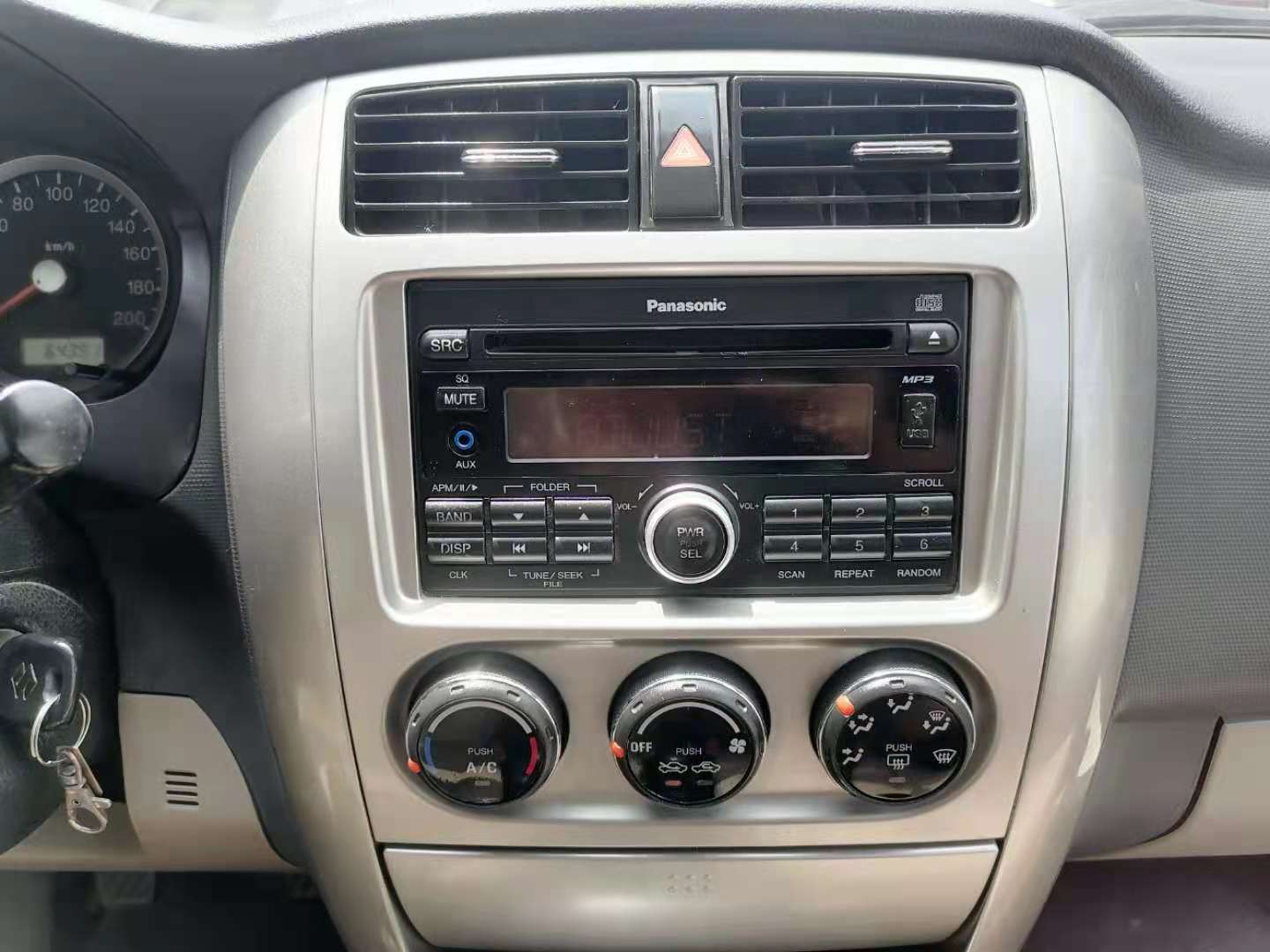 胖哥1万买车,胖哥两百万收奥迪rs6