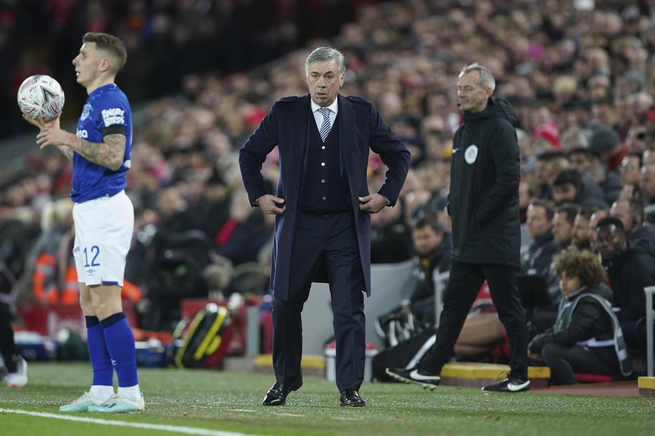 足球江湖第一季合集,足球江湖第一集