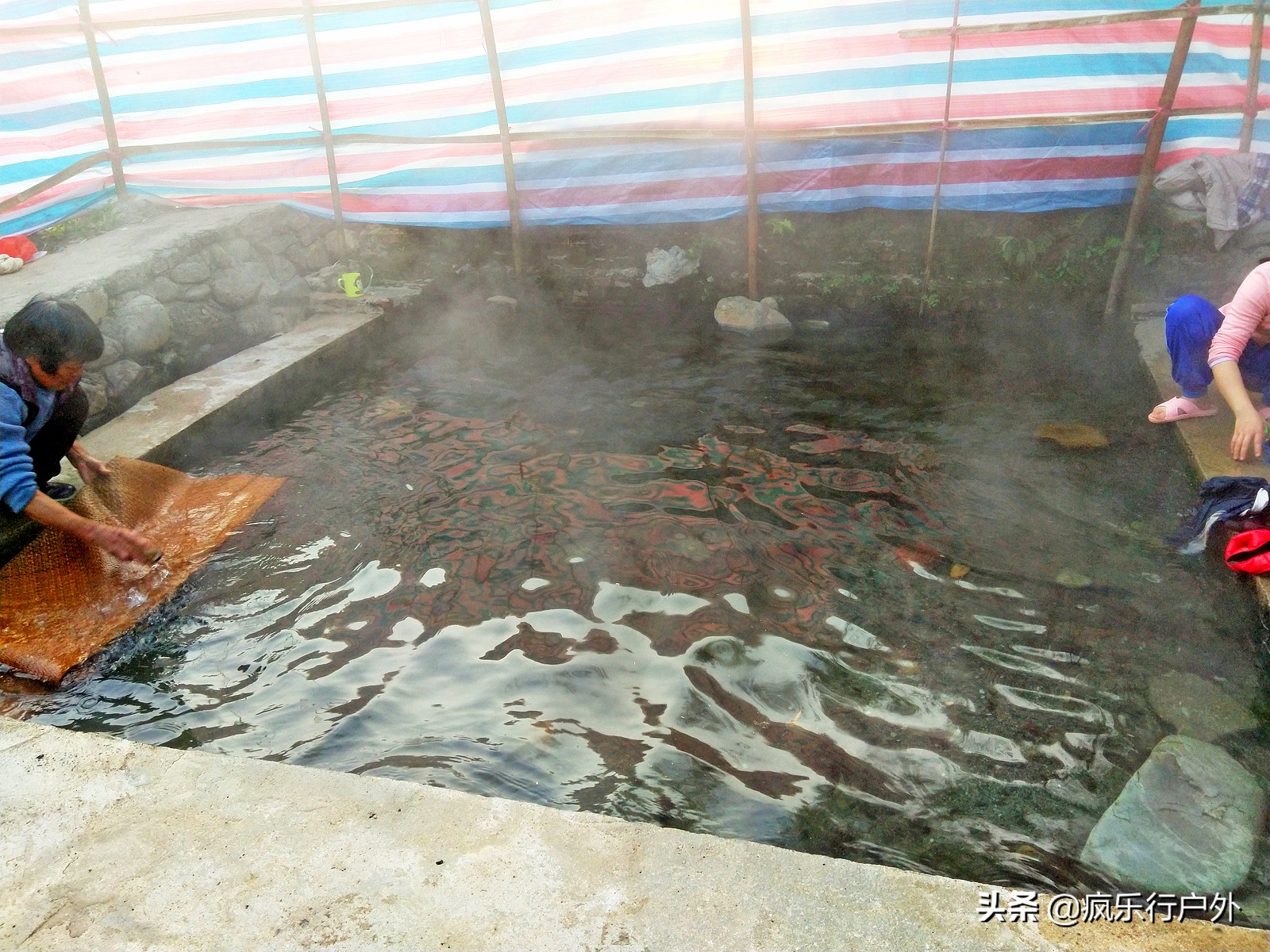 广东废弃的溶洞野温泉,野温泉广东