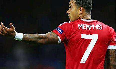 c罗离开曼联后的新7号是谁,c罗首次以队长身份代表曼联出战