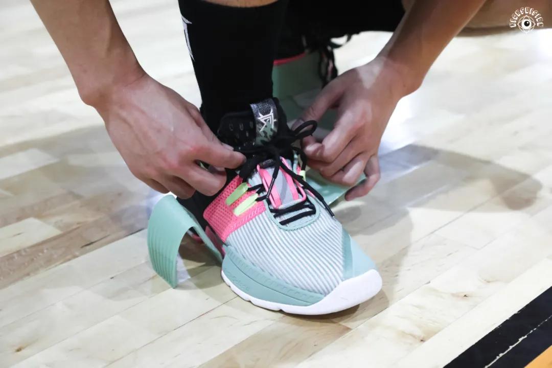 无论是打球还是穿鞋，你都「要疯」一点|KVSN众测