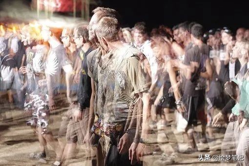 我有一个“妹妹”，别人都看不到的那种哦