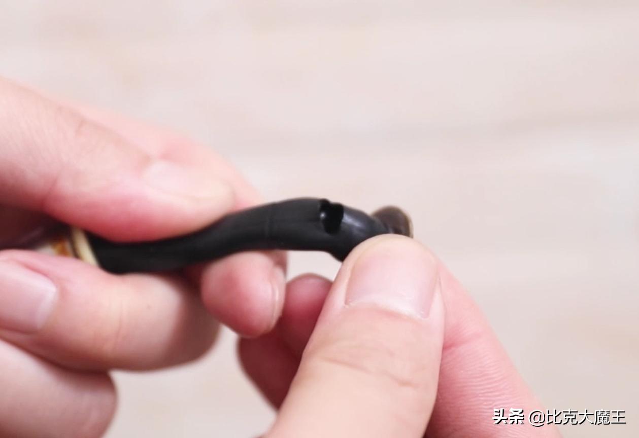 热水器花洒喷头上面漏水怎么修,热水器花洒漏水怎么修