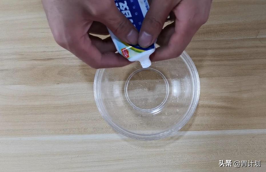 砂锅养锅开锅不裂的方法,新砂锅正确开锅和养锅方法