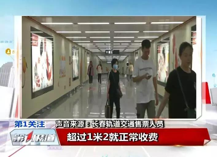 刮风广告牌砸了车可以要车损吗,刮风广告牌砸了车属于谁的责任