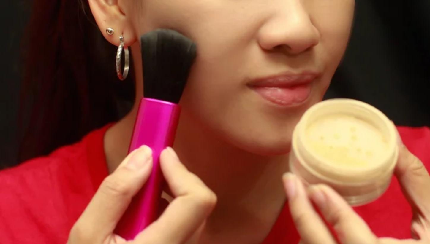 还在为脸上的皱纹发愁吗,有点严重的雀斑该怎么去