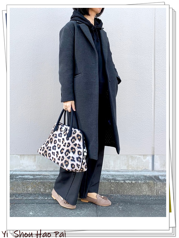 优衣库卫衣穿搭女2020,优衣库keithharingtokyo连帽卫衣